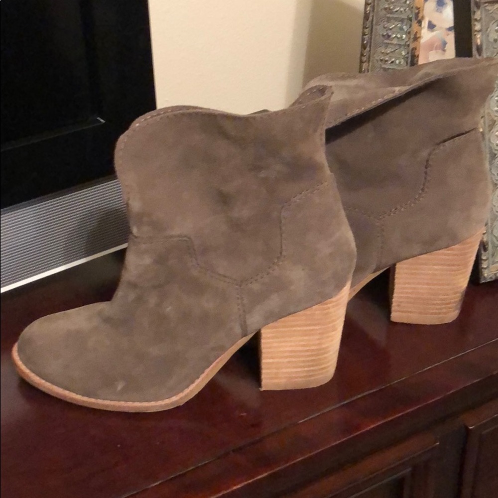 Splendid Booties - Picture 4 of 5